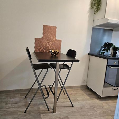 Appartement Calme A 10Mn A Pied De La Villette Le Pre-Saint-Gervais Luaran gambar